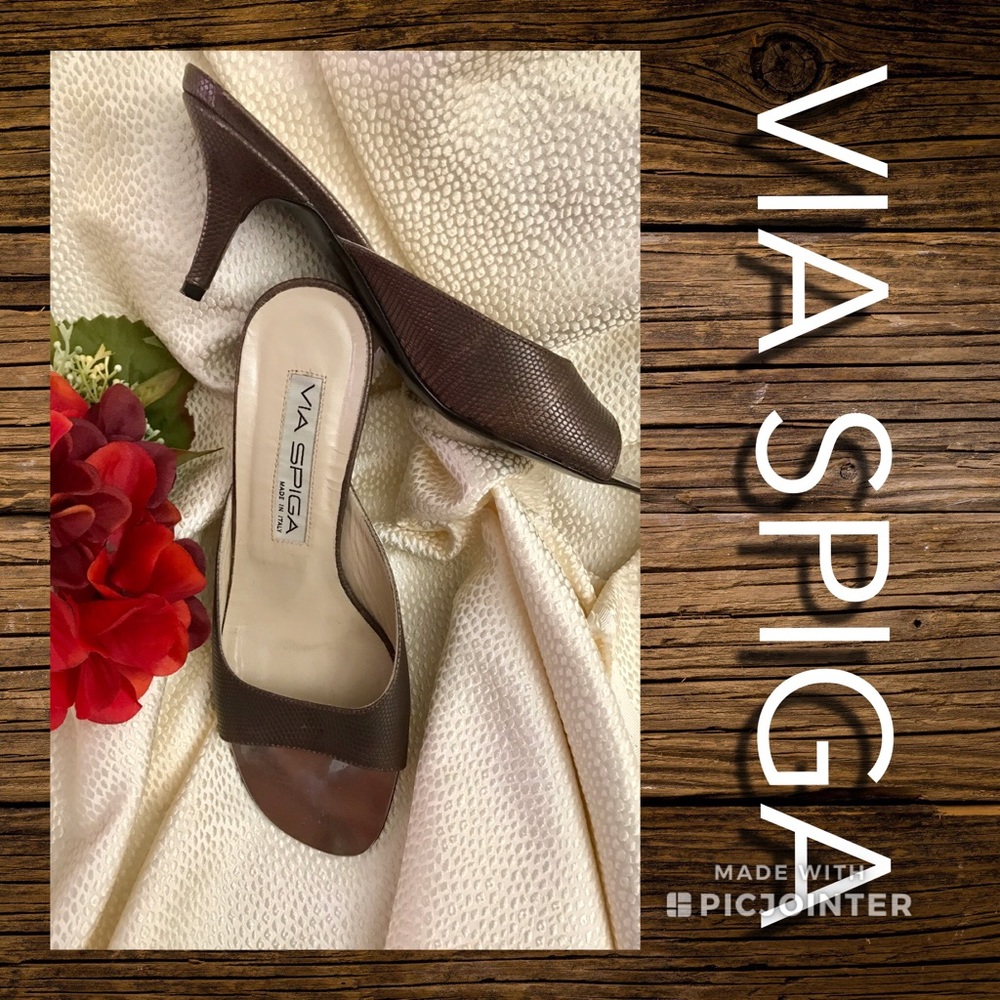 VIA SPIGA kitten heel slides size 6.5